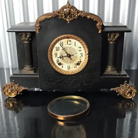 ANTIQUE MANTEL CLOCK-WM L GILBERT-MAJESTIC CLOCK-WINSTED,CONN.-PAT.1881 - Picture 1 of 13